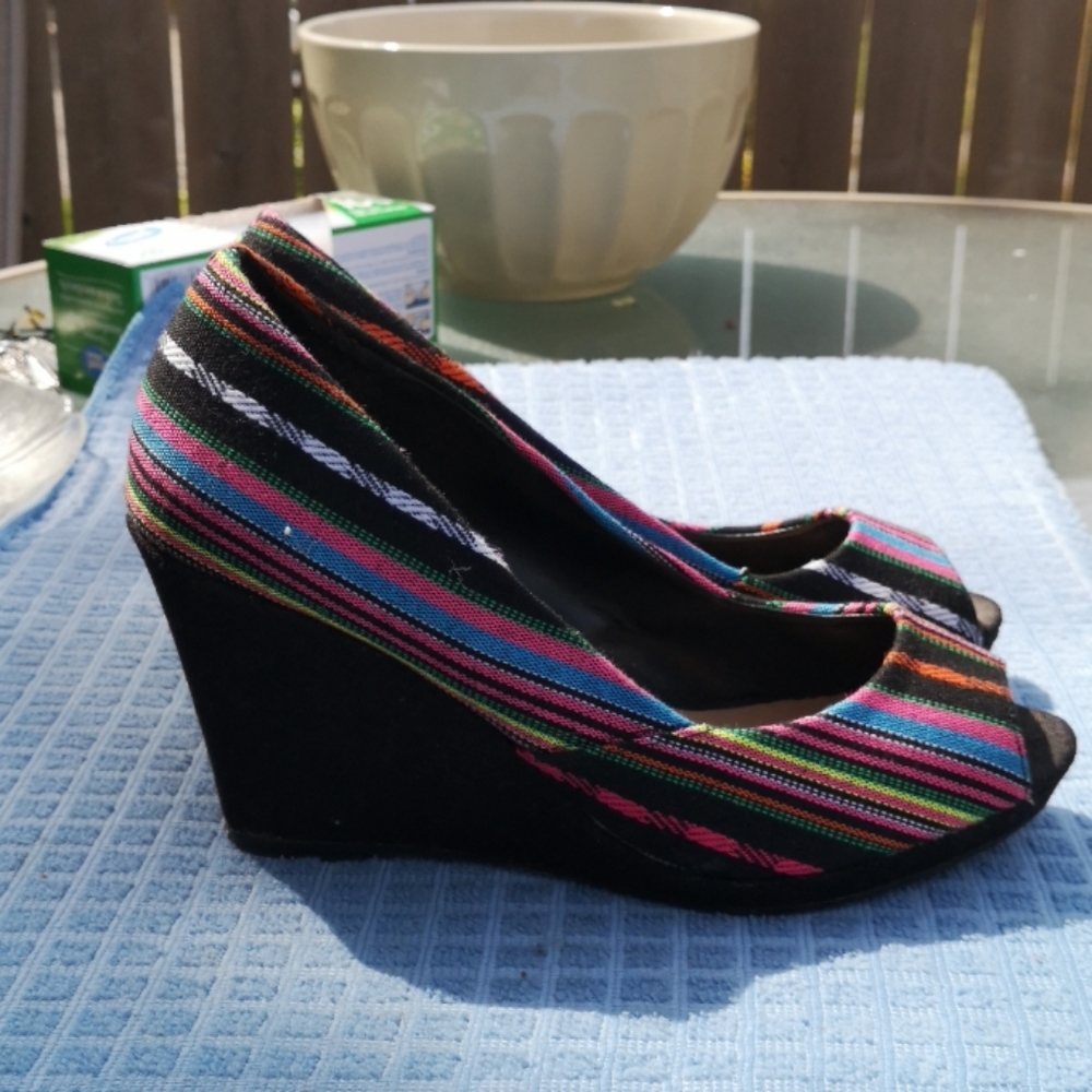Shoes - Picture 2 of 2
